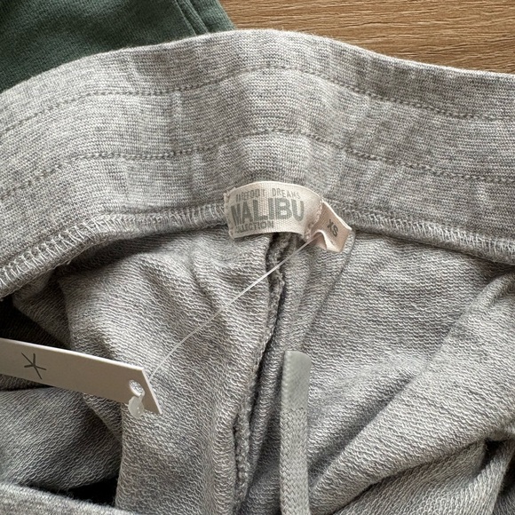 Barefoot Dreams Gray and Green Joggers - Picture 4 of 5